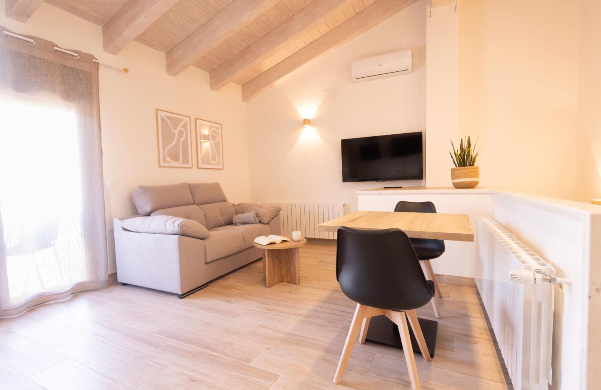 El Sueno Del Buho 6. Atico Con Chimena Apartment Бесейте Екстериор снимка