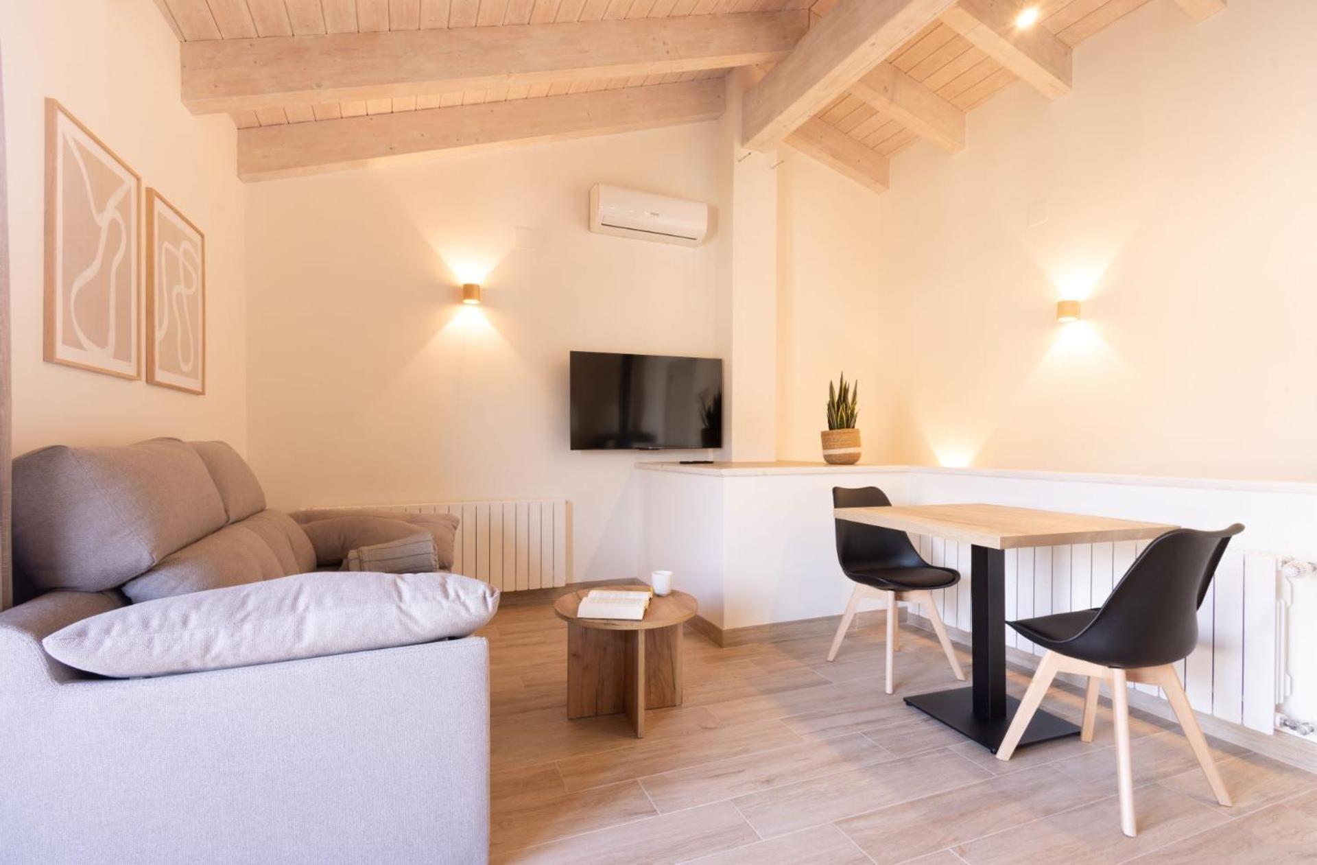 El Sueno Del Buho 6. Atico Con Chimena Apartment Бесейте Екстериор снимка
