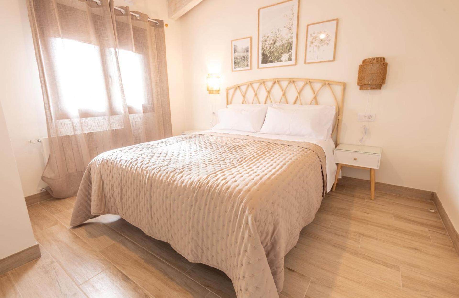 El Sueno Del Buho 6. Atico Con Chimena Apartment Бесейте Екстериор снимка